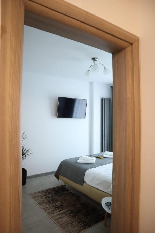 Alesea Ap-Alezzi Beach Resort Năvodari Buitenkant foto